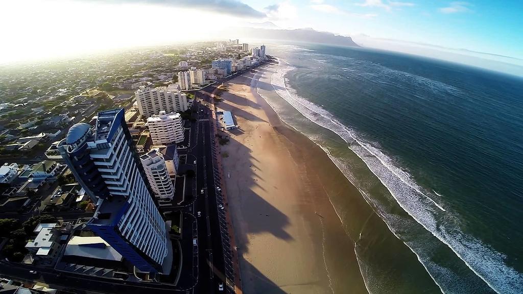 Beach Front Property Странд Екстер'єр фото